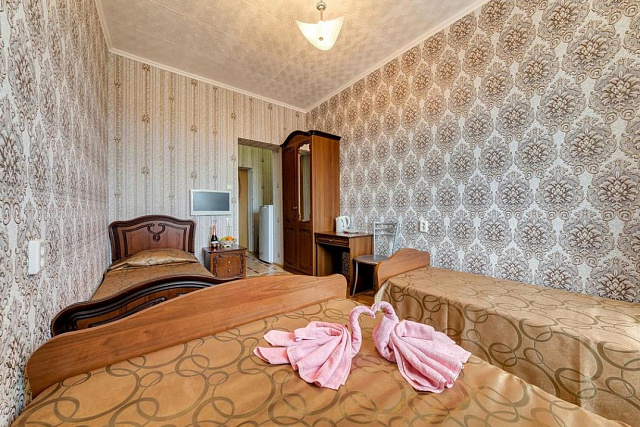 Наира Геленджик (Тонкий мыс)