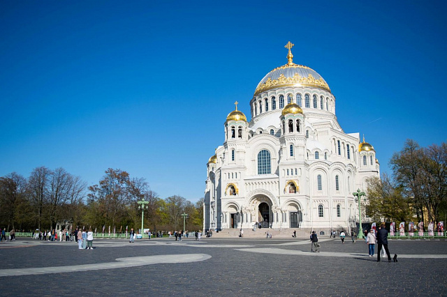 БЕЛЫЕ НОЧИ В САНКТ-ПЕТЕРБУРГЕ 
