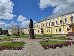 СМОЛЕНСК: ЛУЧШИЙ ДЕНЬ В ГОРОДЕ. Обзорная экскурсия + «Теремок»